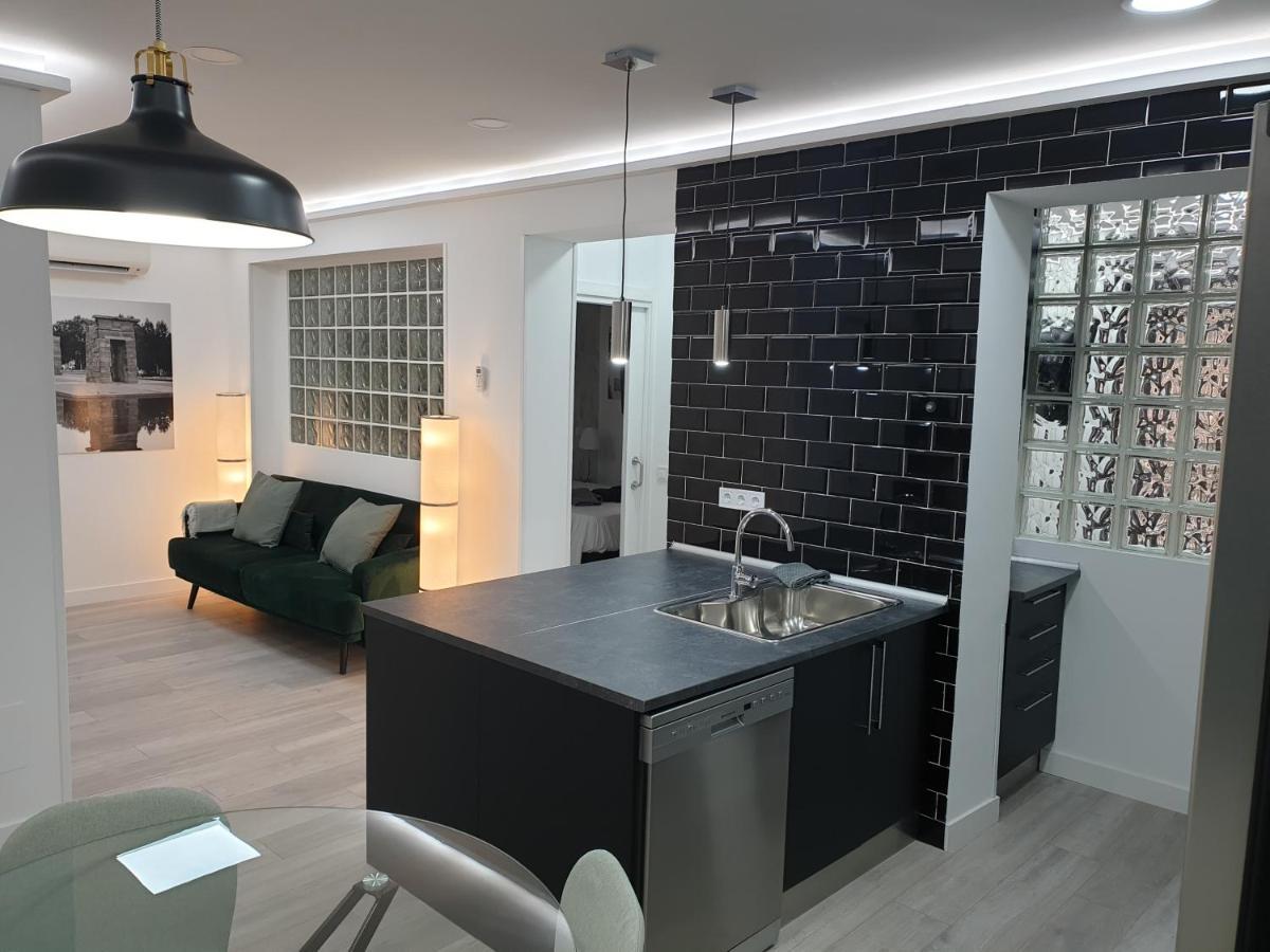 Noviciado Apartment Madrid Buitenkant foto
