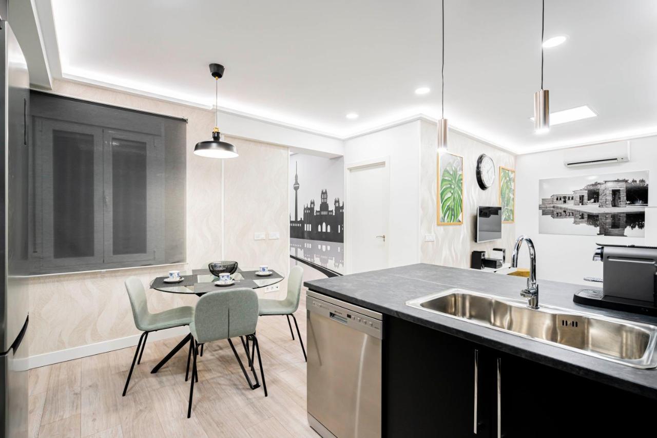 Noviciado Apartment Madrid Buitenkant foto