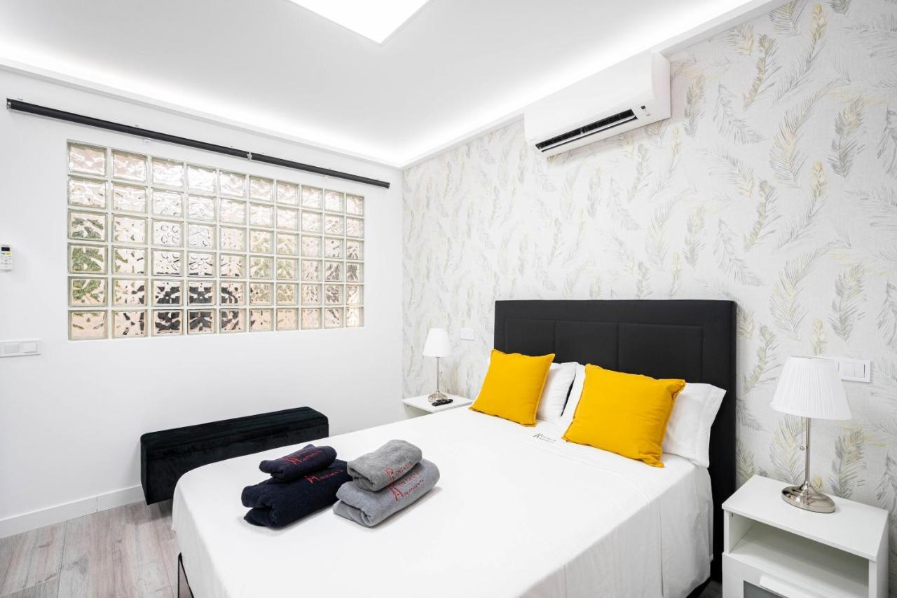 Noviciado Apartment Madrid Buitenkant foto